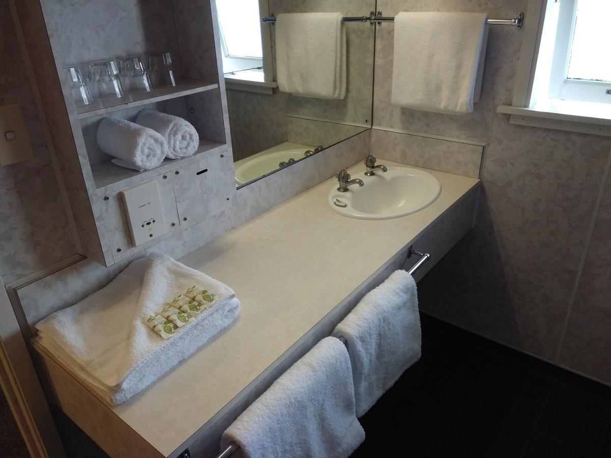 The Redwood Hotel Christchurch Esterno foto