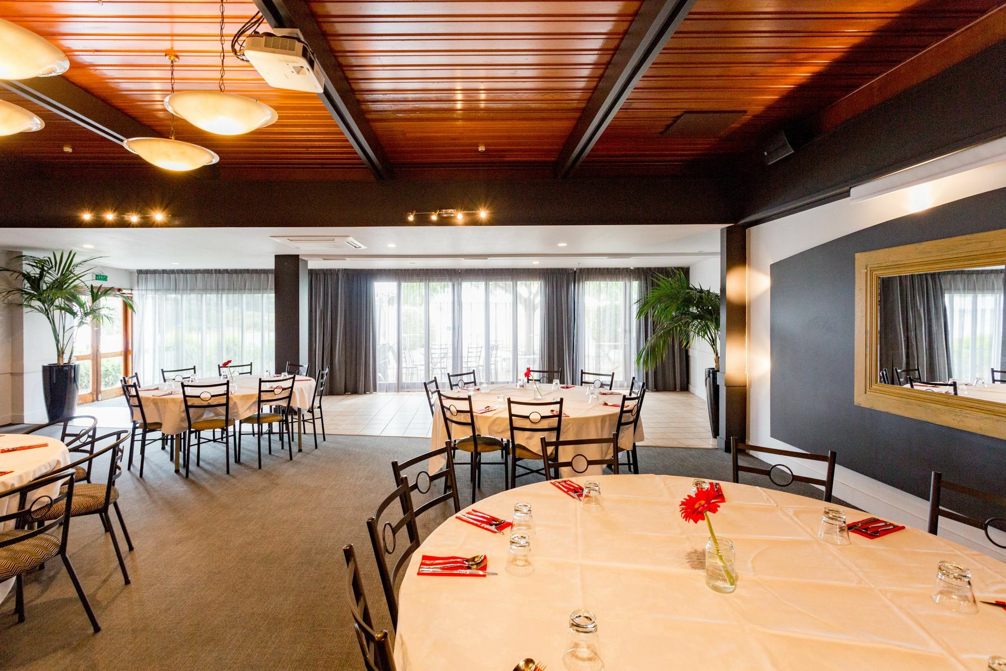 The Redwood Hotel Christchurch Esterno foto